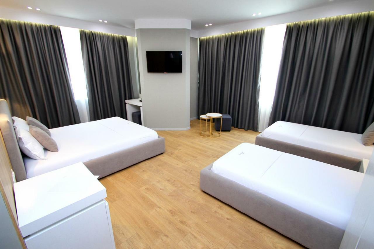 Hotel One Vlorë Cameră foto